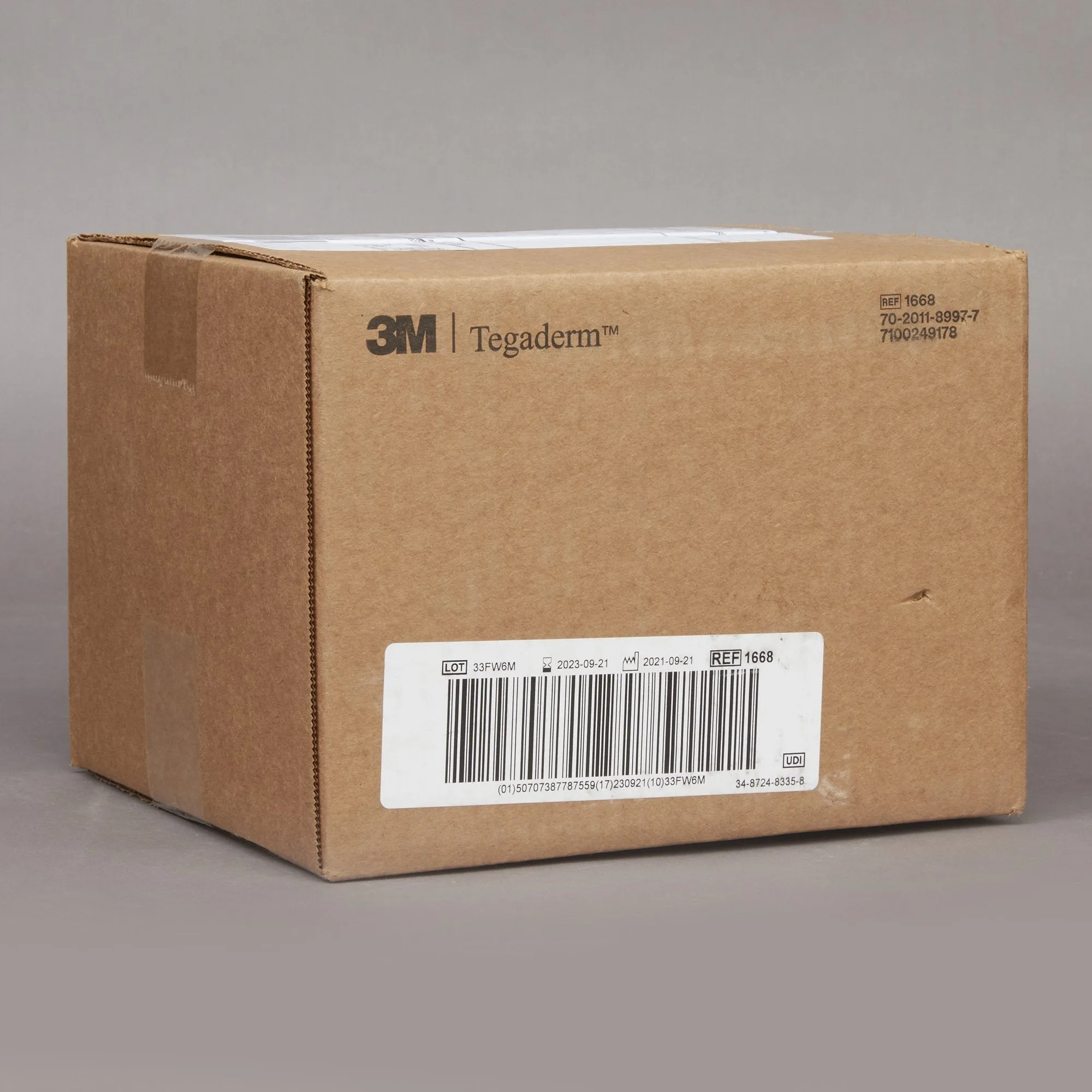 3M™ Tegaderm™ I.V. Transparent Film Dressing with Adhesive-Free Window, 4¾x 4¾ Inch