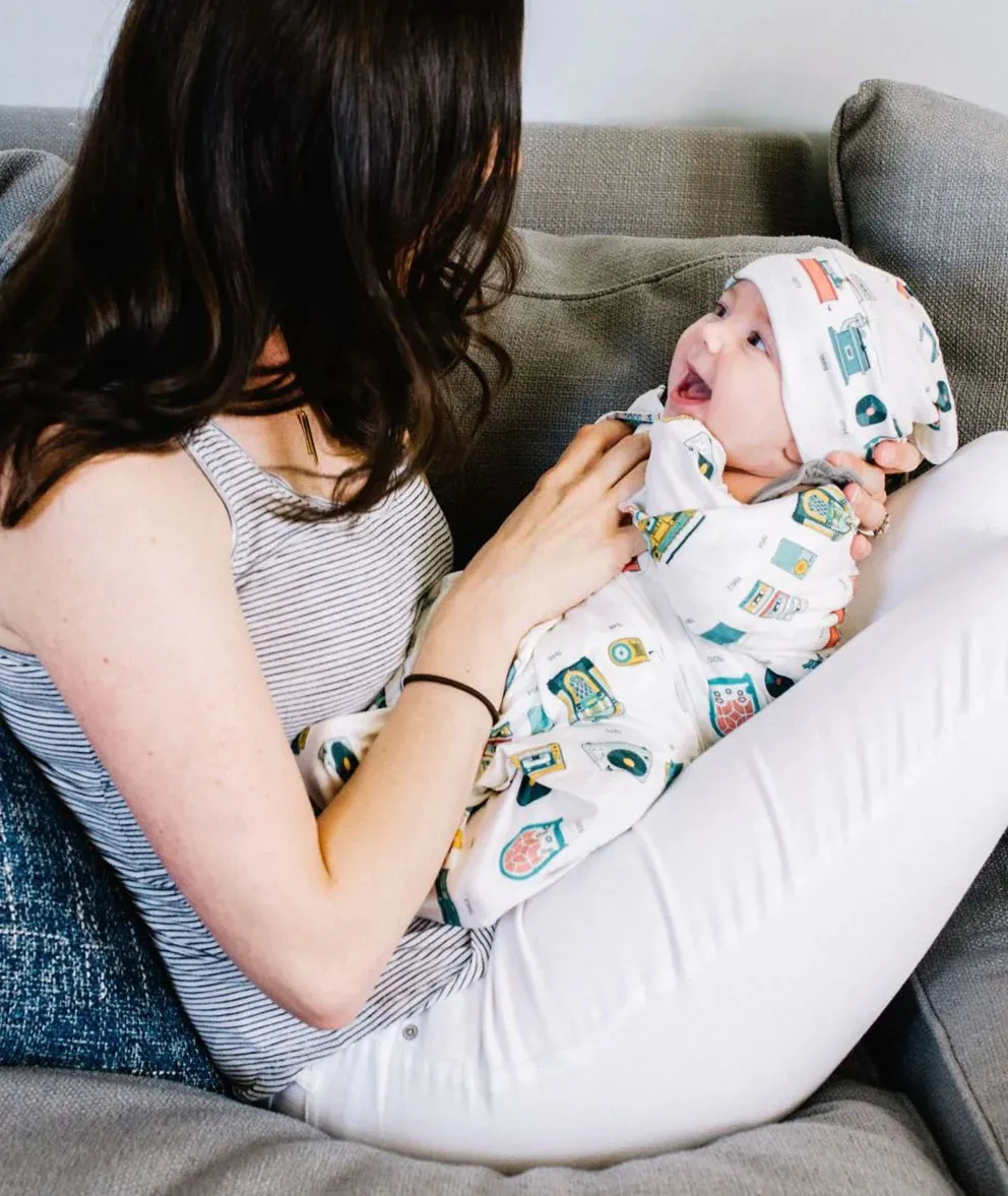 Abbey's House - Swaddle Blanket - Music Players Timeline