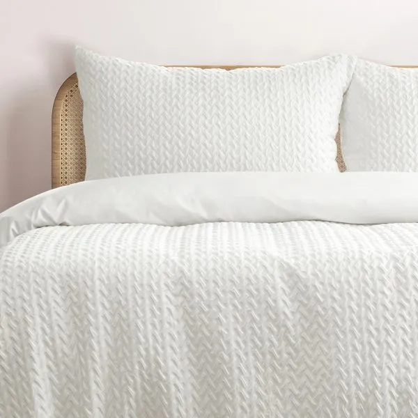 ARDOR BOUDOIR "Bondi" EMBOSSED QUILT COVER SET