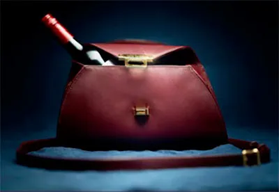 BASTILLE - (The  Classiest bag to carry as well  a bottle of a Good red wine)