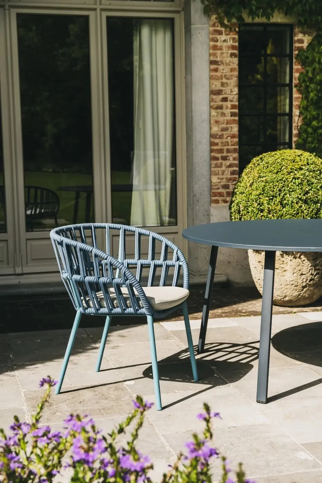 Cala - Stackable Dining Chair