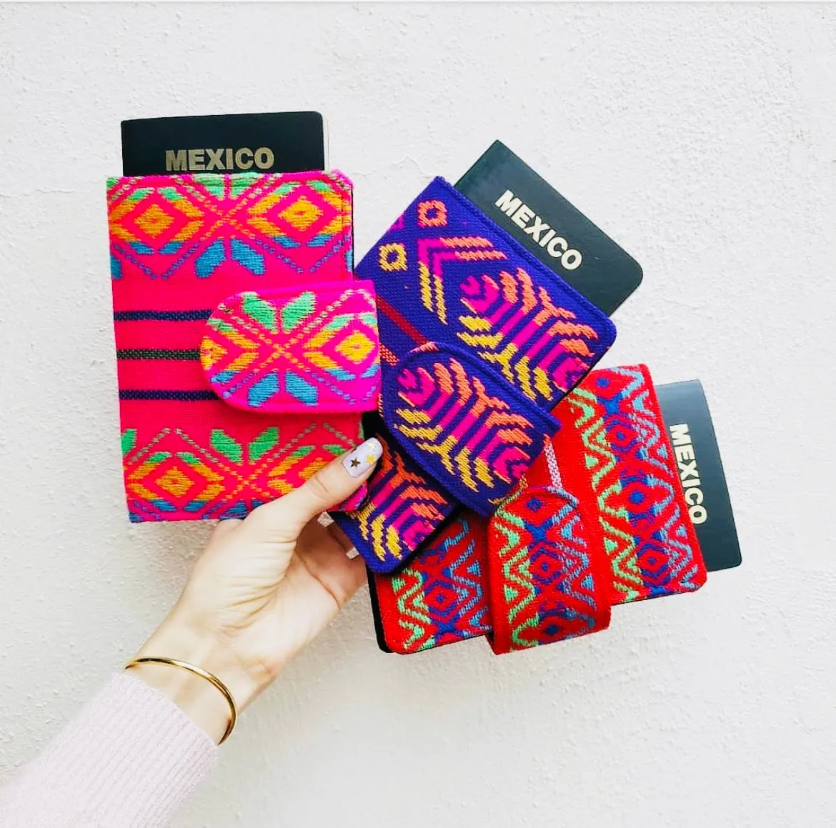 Cambaya Passport Holders