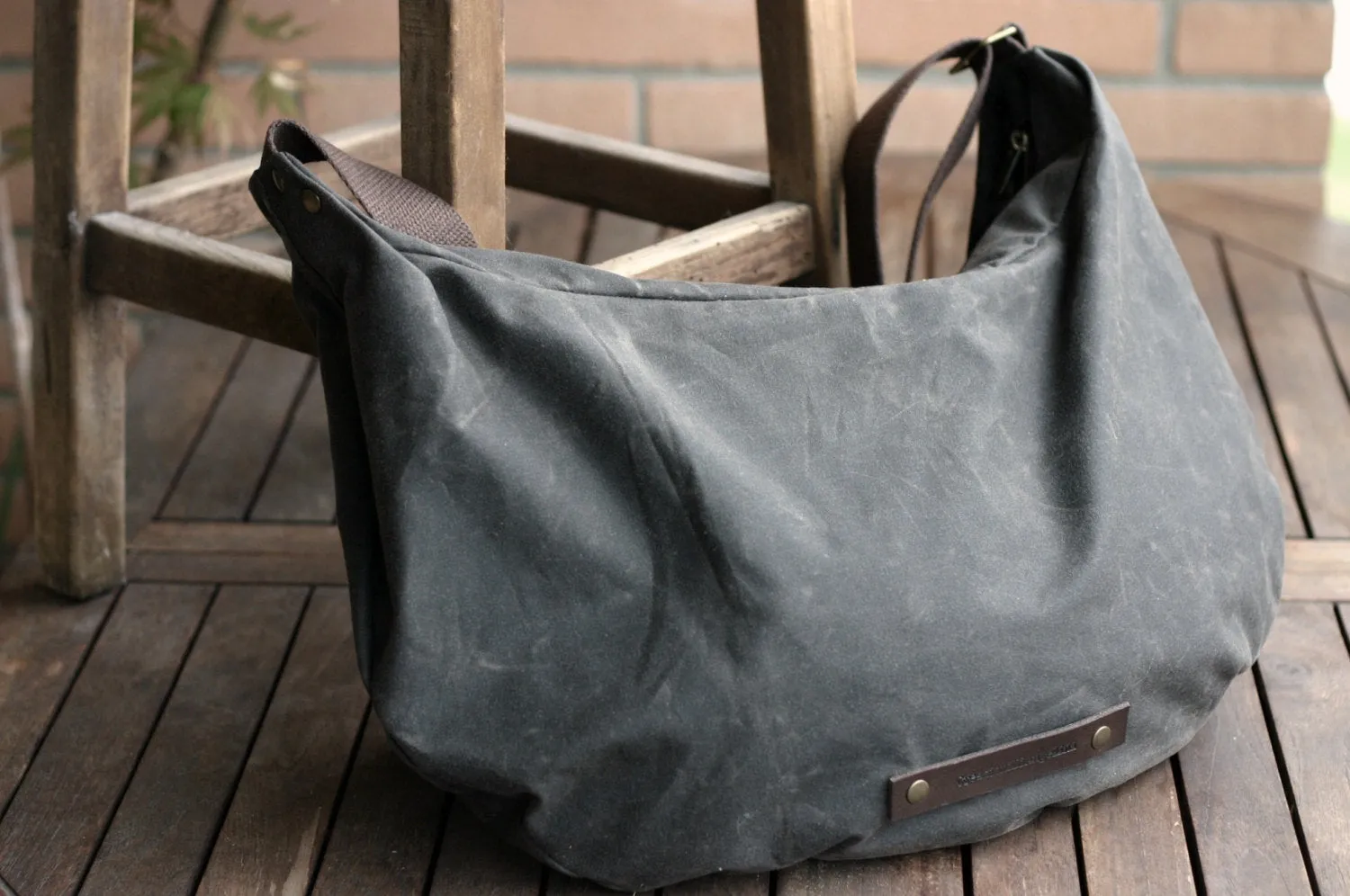 Canvas bag, waxed canvas hobo bag, crossbody bag for women, canvas crossbody bag for men, slouchy hobo bag, large hobo bag, boho crossbody bag