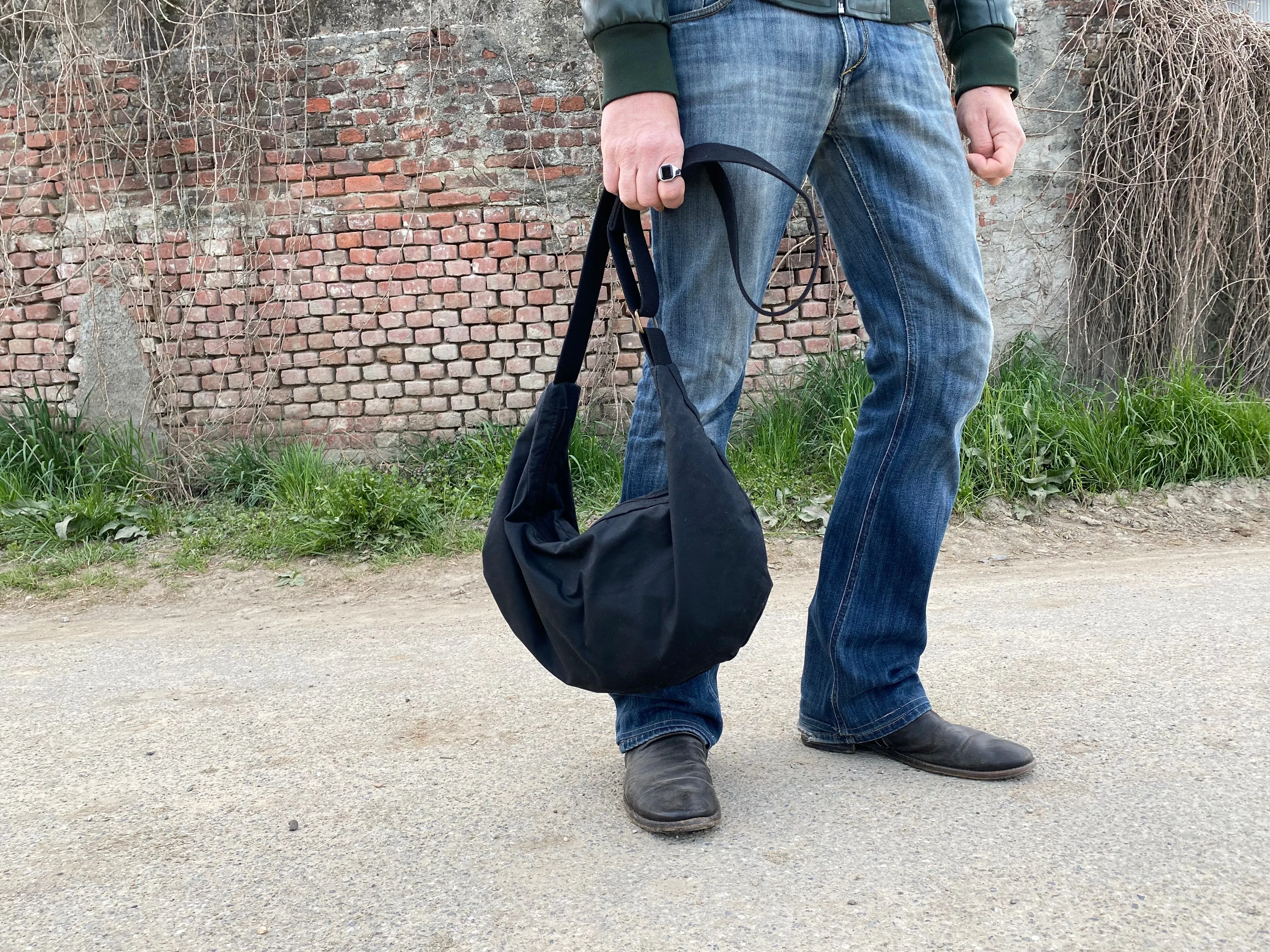 Canvas bag, waxed canvas hobo bag, crossbody bag for women, canvas crossbody bag for men, slouchy hobo bag, large hobo bag, boho crossbody bag