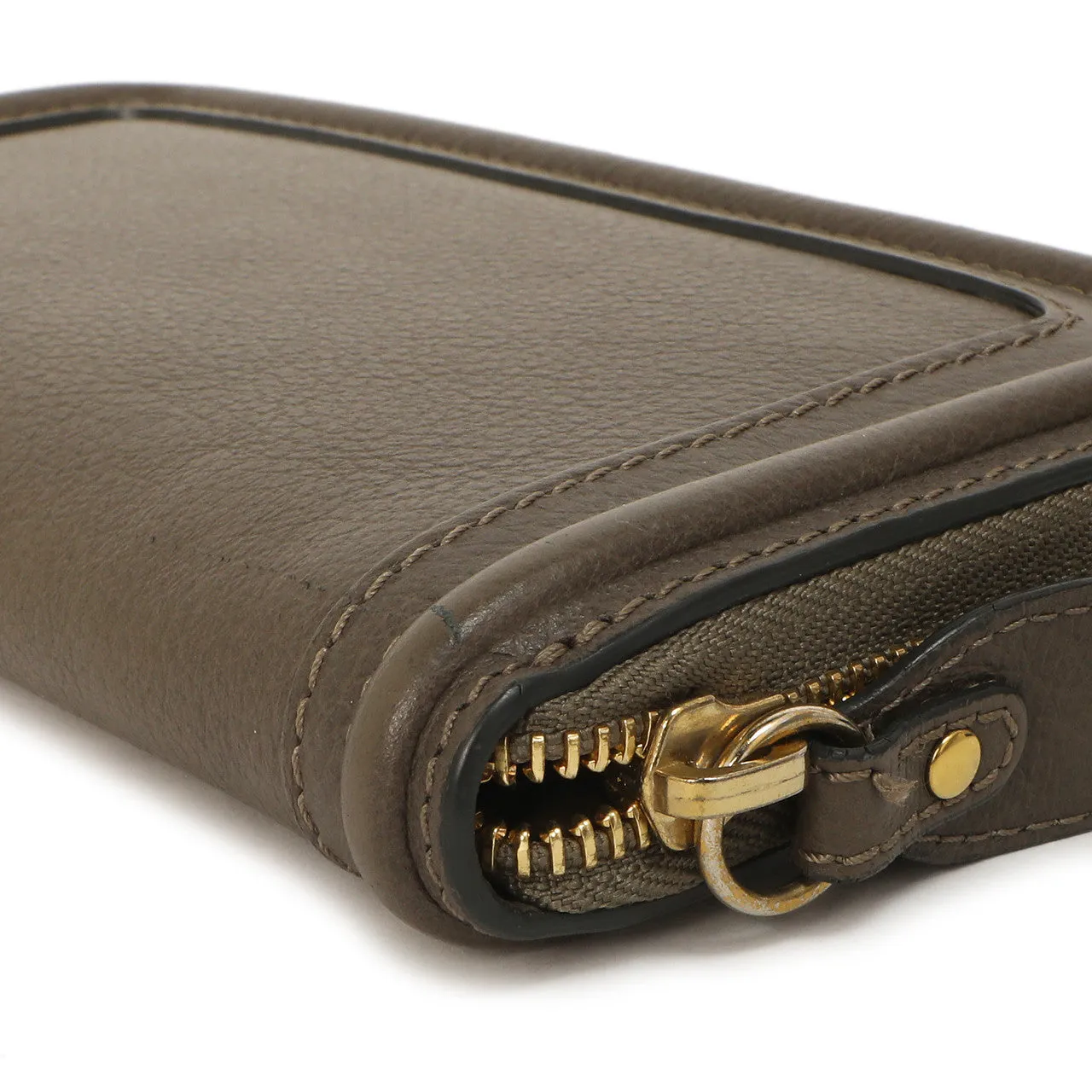 Chloe Rock Calfskin Paraty Long Zip Around Wallet