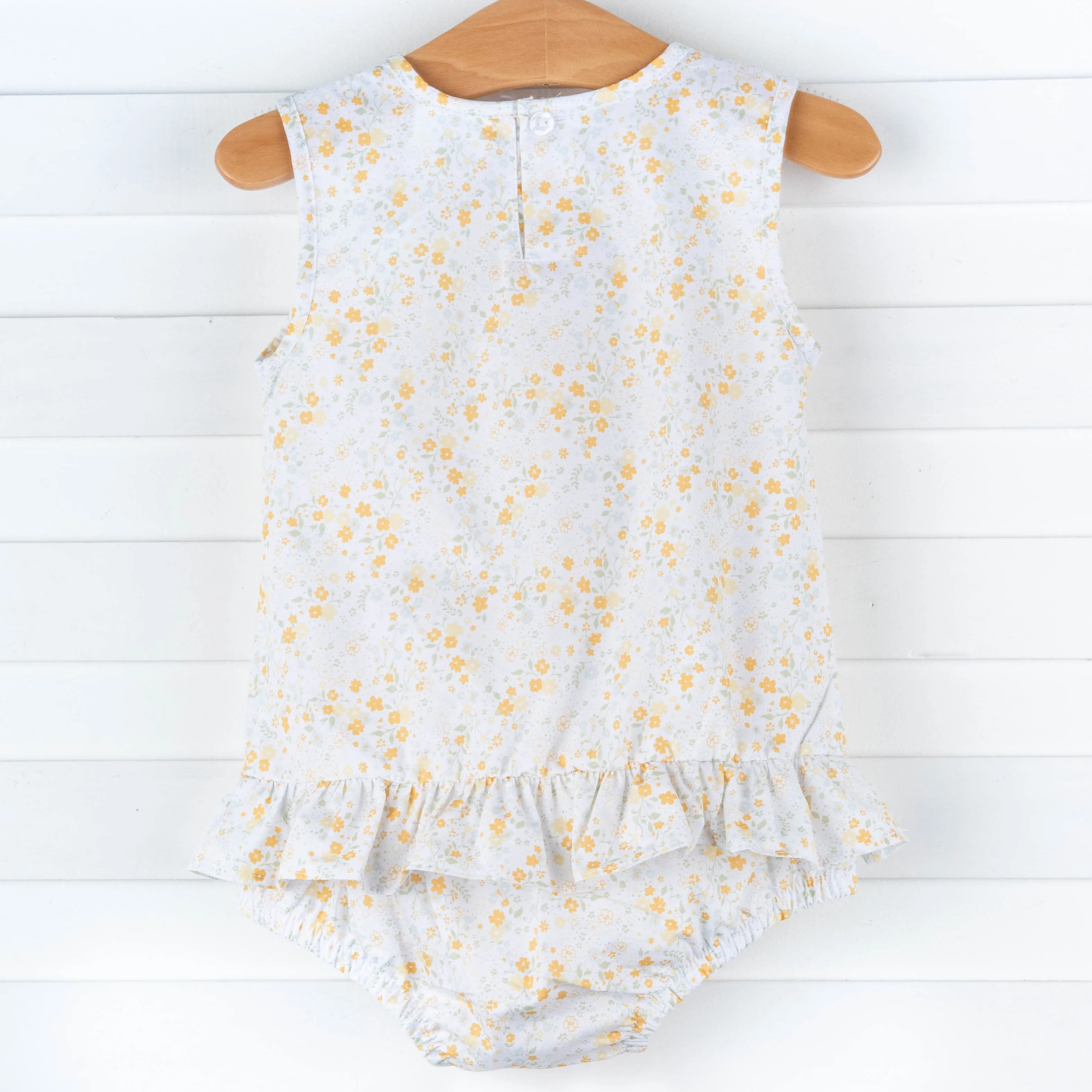 Daisy Garden Diaper Set, Yellow