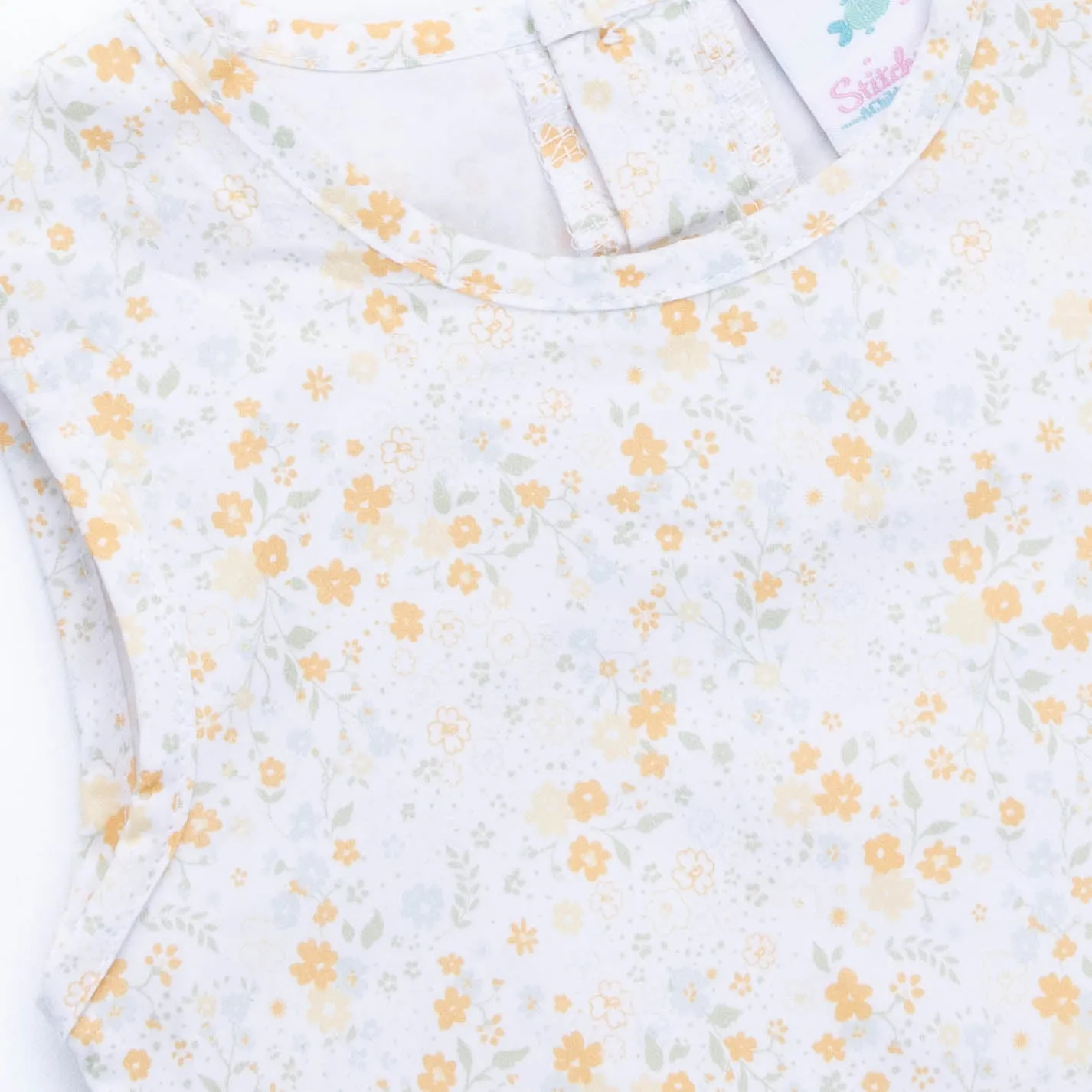 Daisy Garden Diaper Set, Yellow
