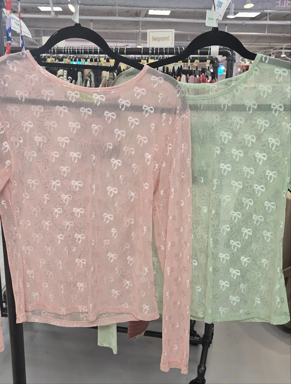 DAV105 - RIBBON MESH TOP