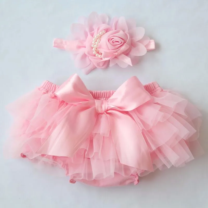 Diaper ruffle cover