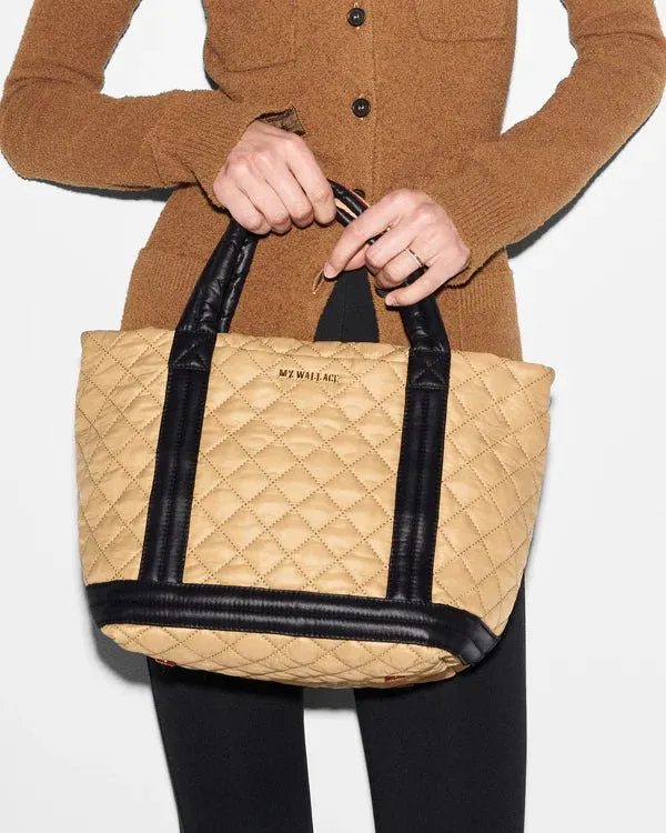 EMPIRE TOTE