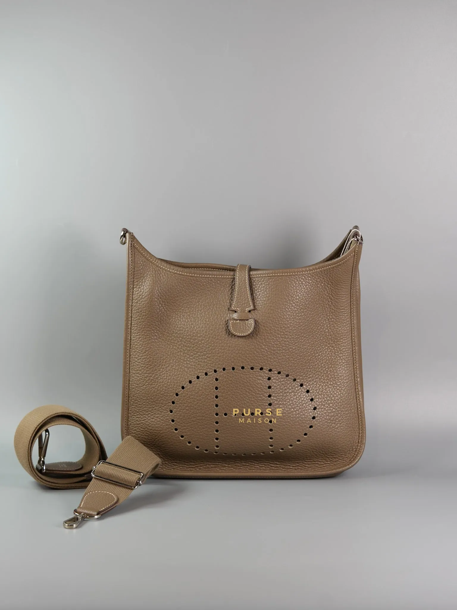 Evelyne III in Taurillion Clemence Etoupe and Palladium Hardware Stamp T