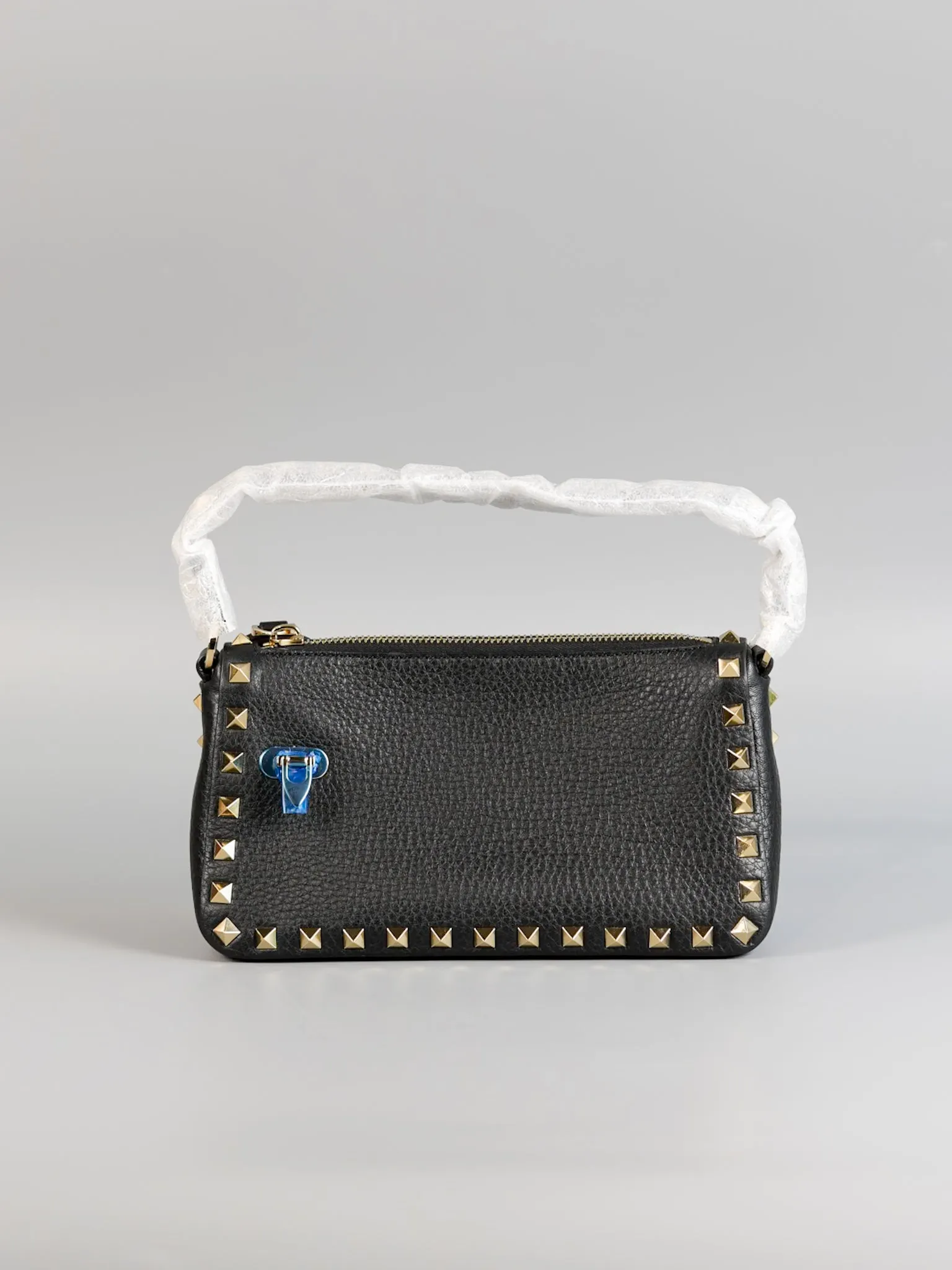 Garavani Rockstud Pebbled Calfskin Leather Shoulder Bag