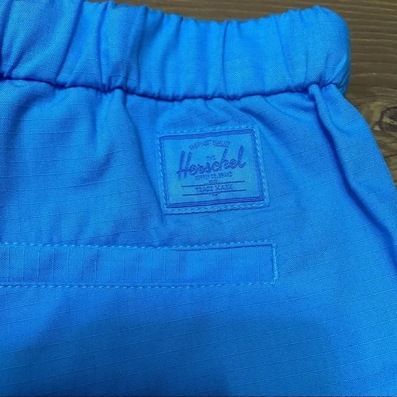 Herschel Supply Company Ashland‎ Short Women Size XS