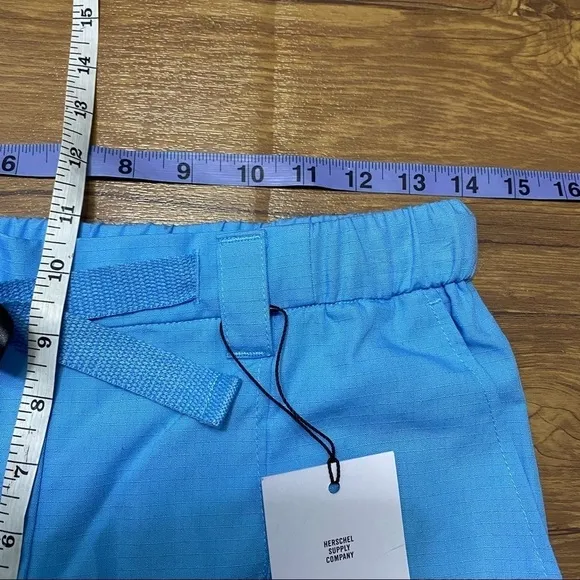 Herschel Supply Company Ashland‎ Short Women Size XS