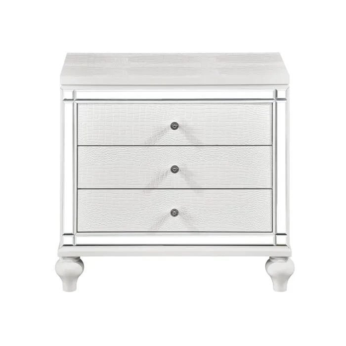 Homelegance Alonza 3 Drawer Nightstand in White 1845-4