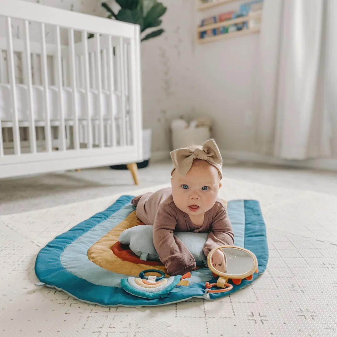 Itzy Ritzy Tummy Time™ Rainbow Play Mat