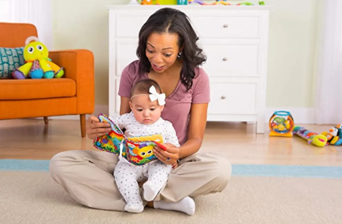 Lamaze Colours Book
