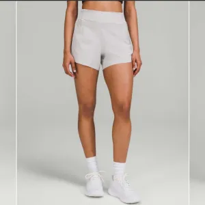 Lululemon Hotty Hot High-Rise Short 4&quot; *Special EditionChrome 12