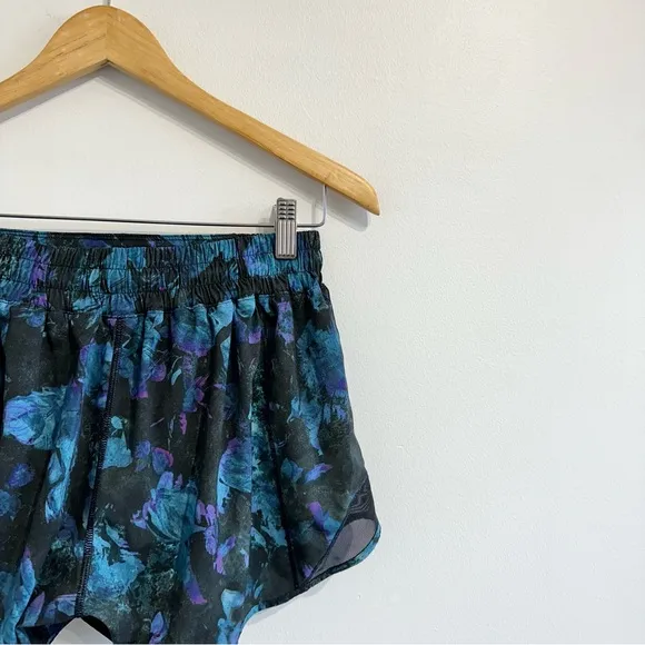 Lululemon Hotty Hot Short II Long 4&quot; running activewear lightweight black blue