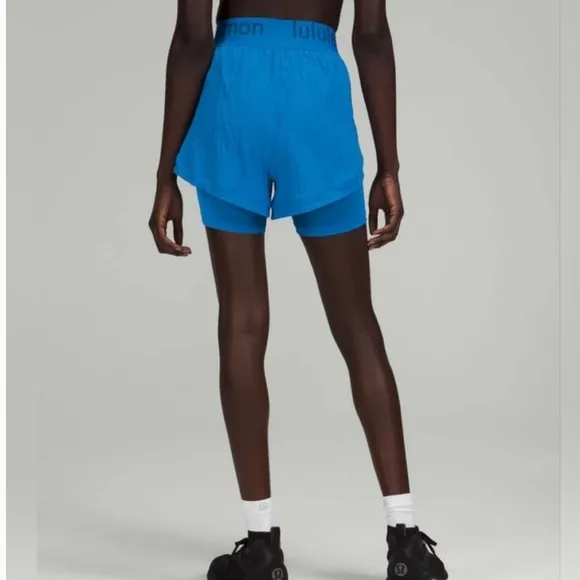 LULULEMON Logo Waistband High-Rise Training Short Poolside