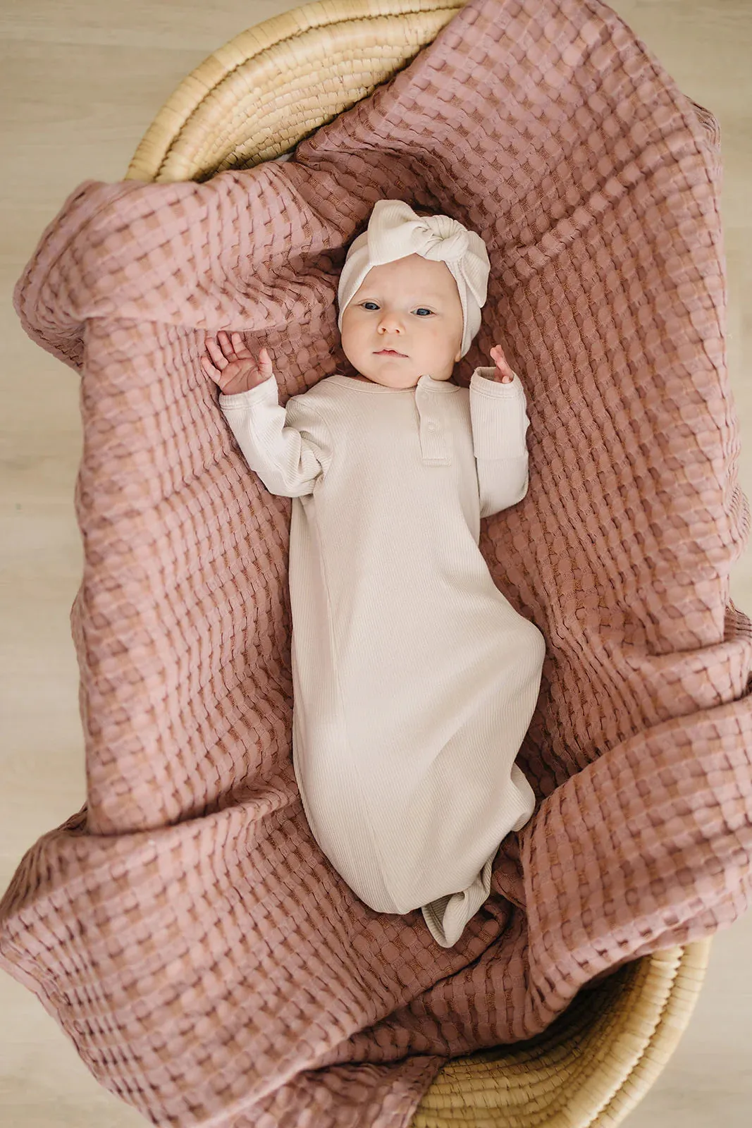 Mebie Baby Ribbed Knotted Gown
