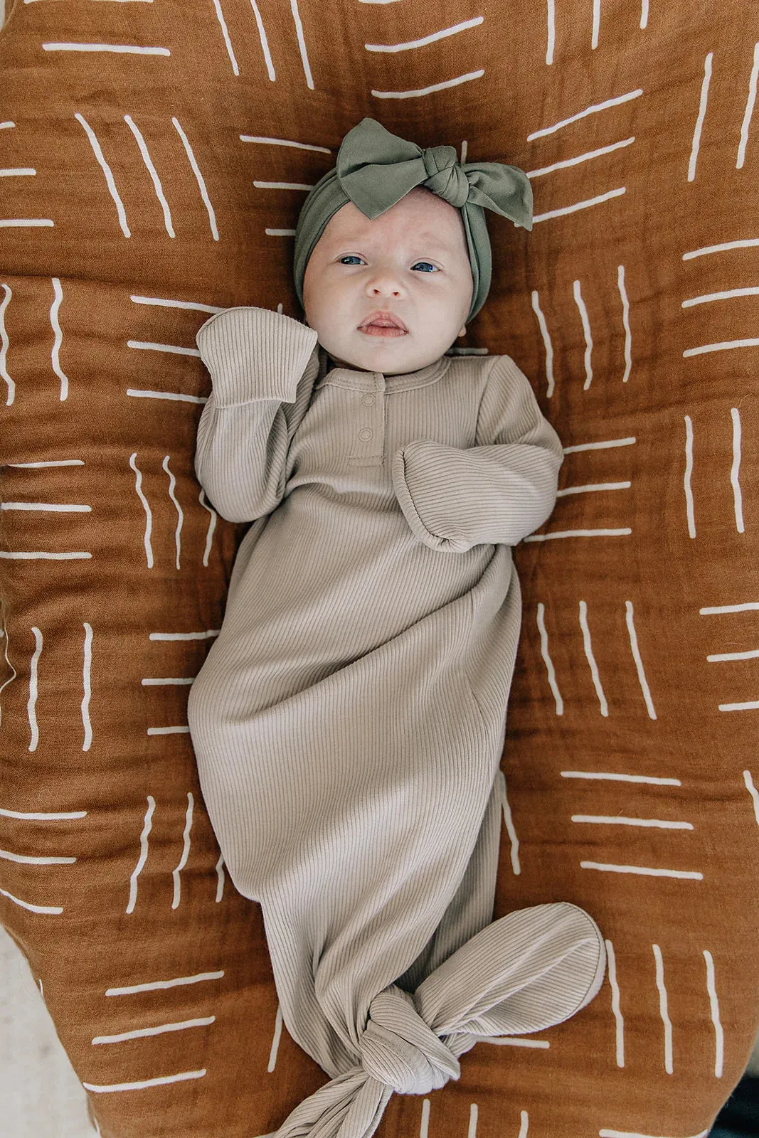 Mebie Baby Ribbed Knotted Gown