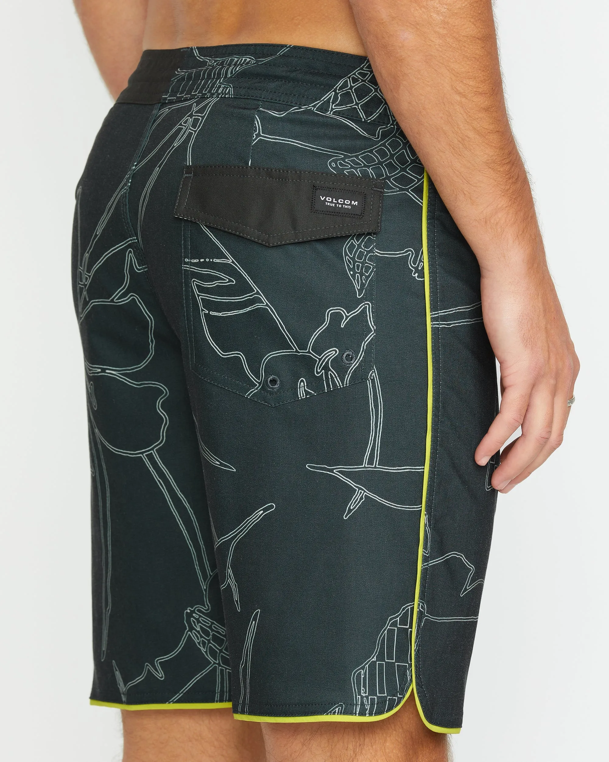 Mister Fib Scallop Stoney 19" Boardshort - STEALTH