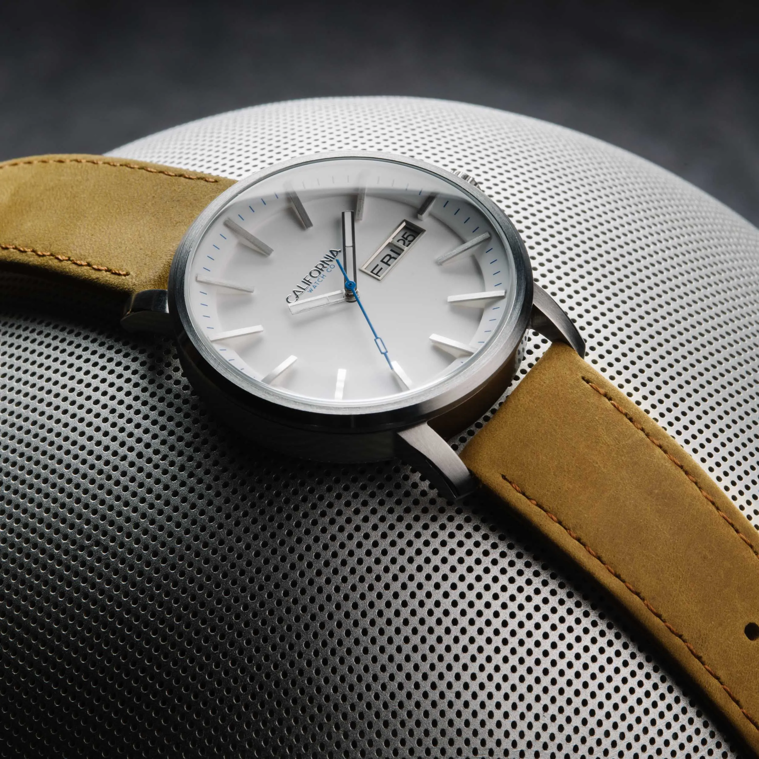 Mojave Leather Sand White