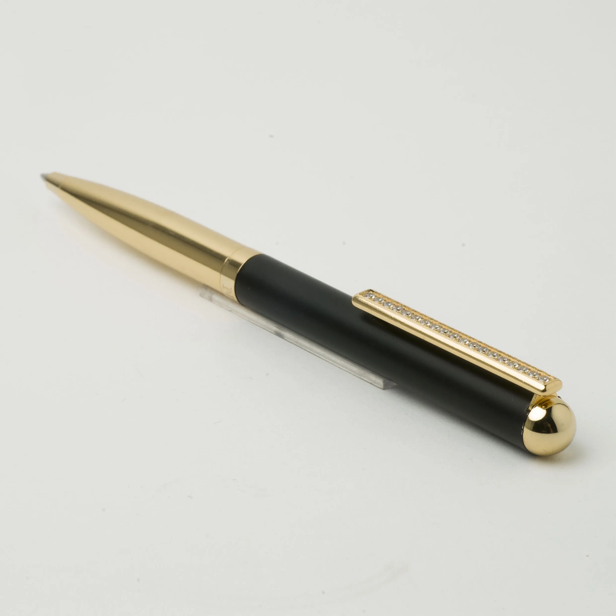 Nina Ricci RSC8274A-Ballpoint pen Barrette Noir