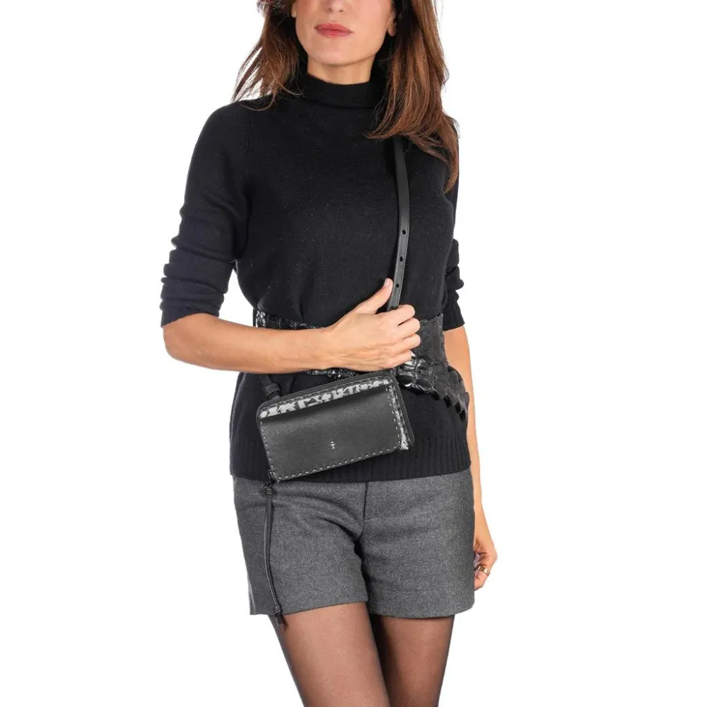 Ocean Pocket Omino Stand Out bag in Nero