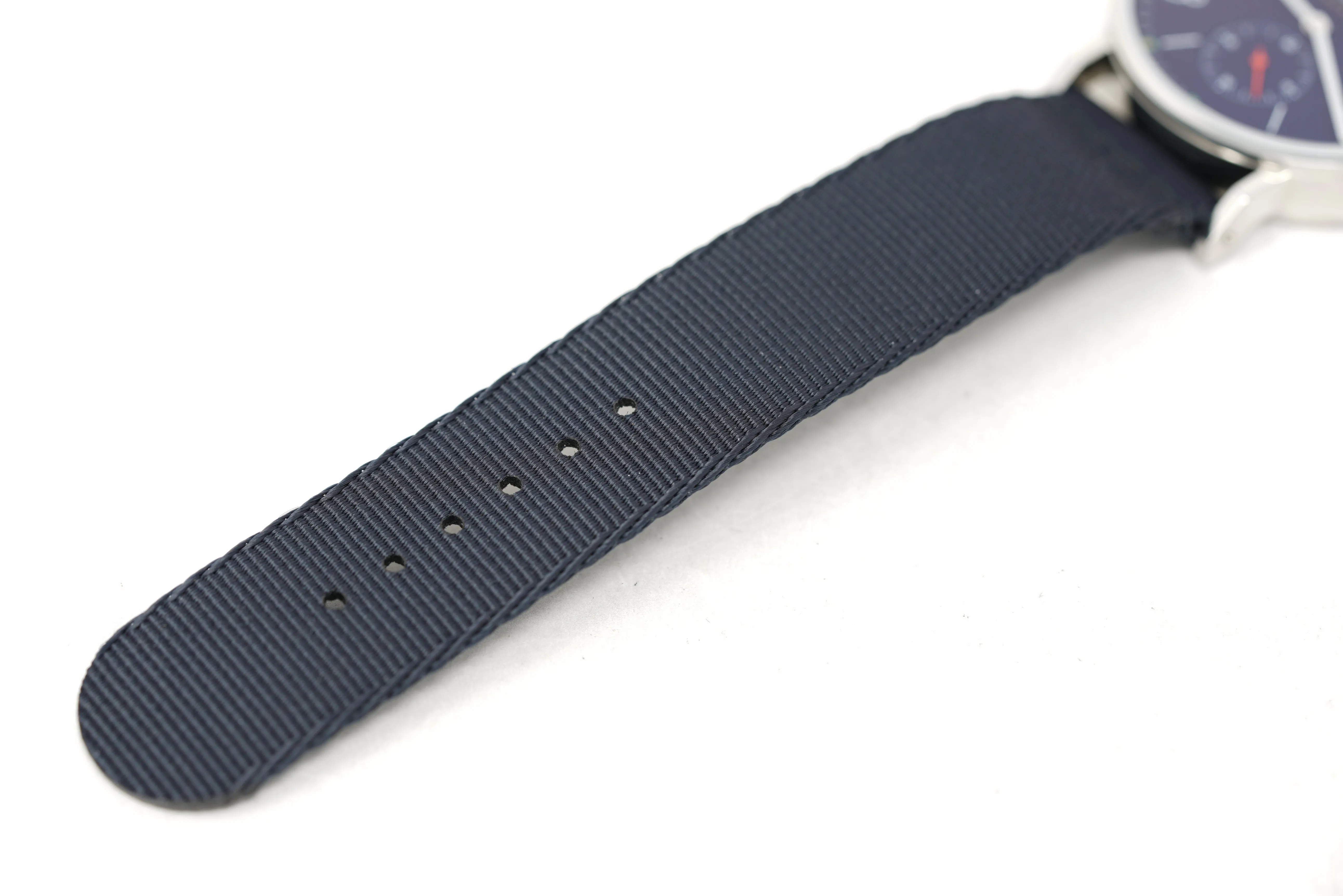 Pre-Owned Nomos Glashütte Ahoi Neomatik 38 Date Atlantic 528