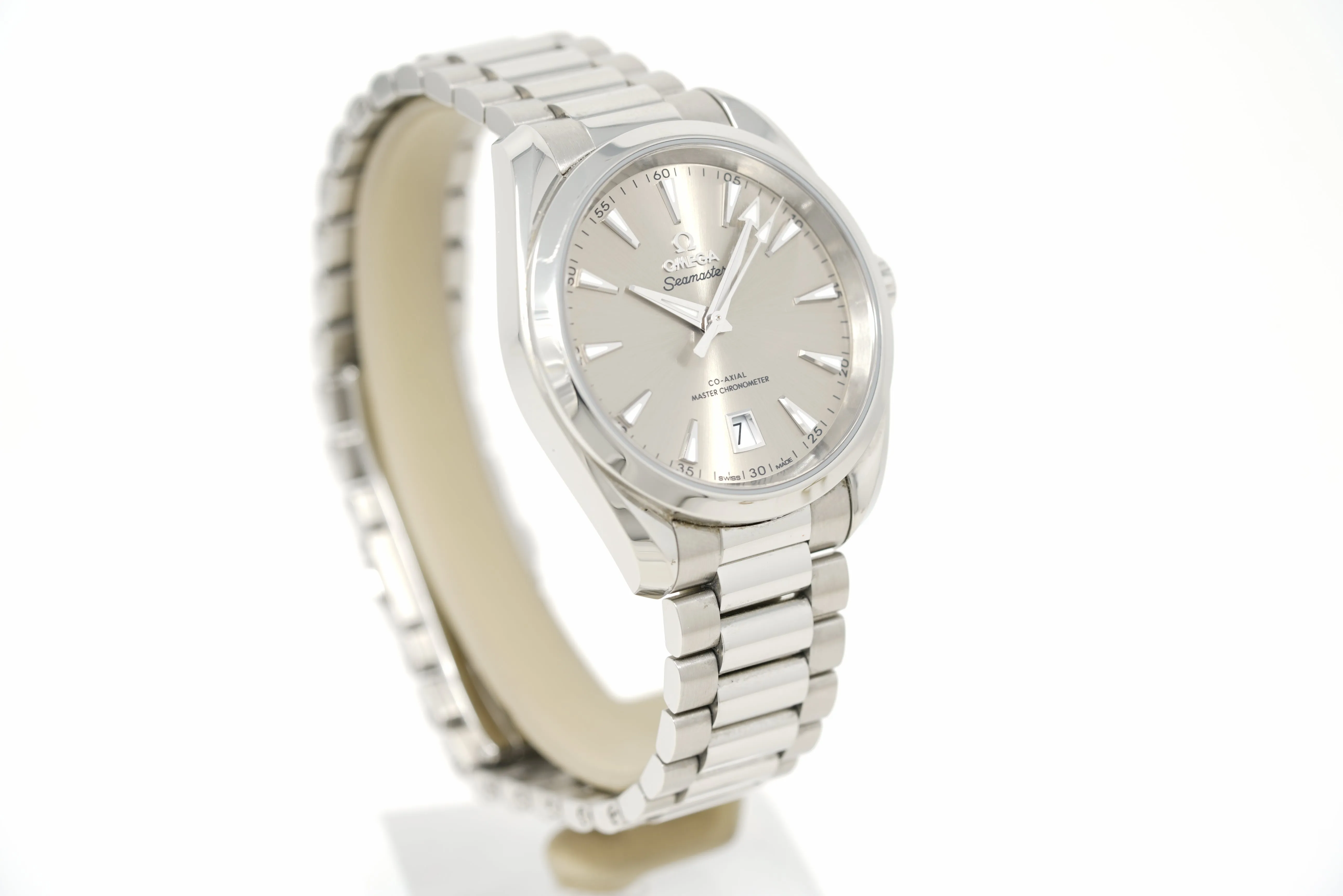 Pre-Owned Omega Seasmaster Aqua Terra Shades 220.10.38.20.09.001