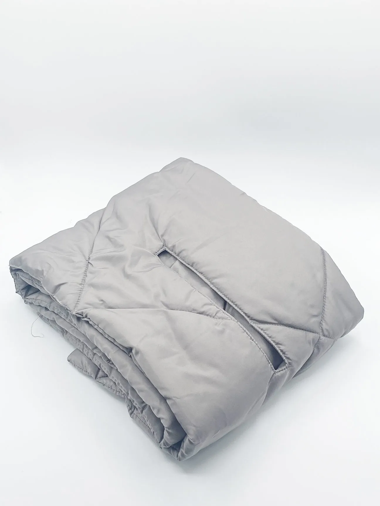 Puffer Scarf in Grey