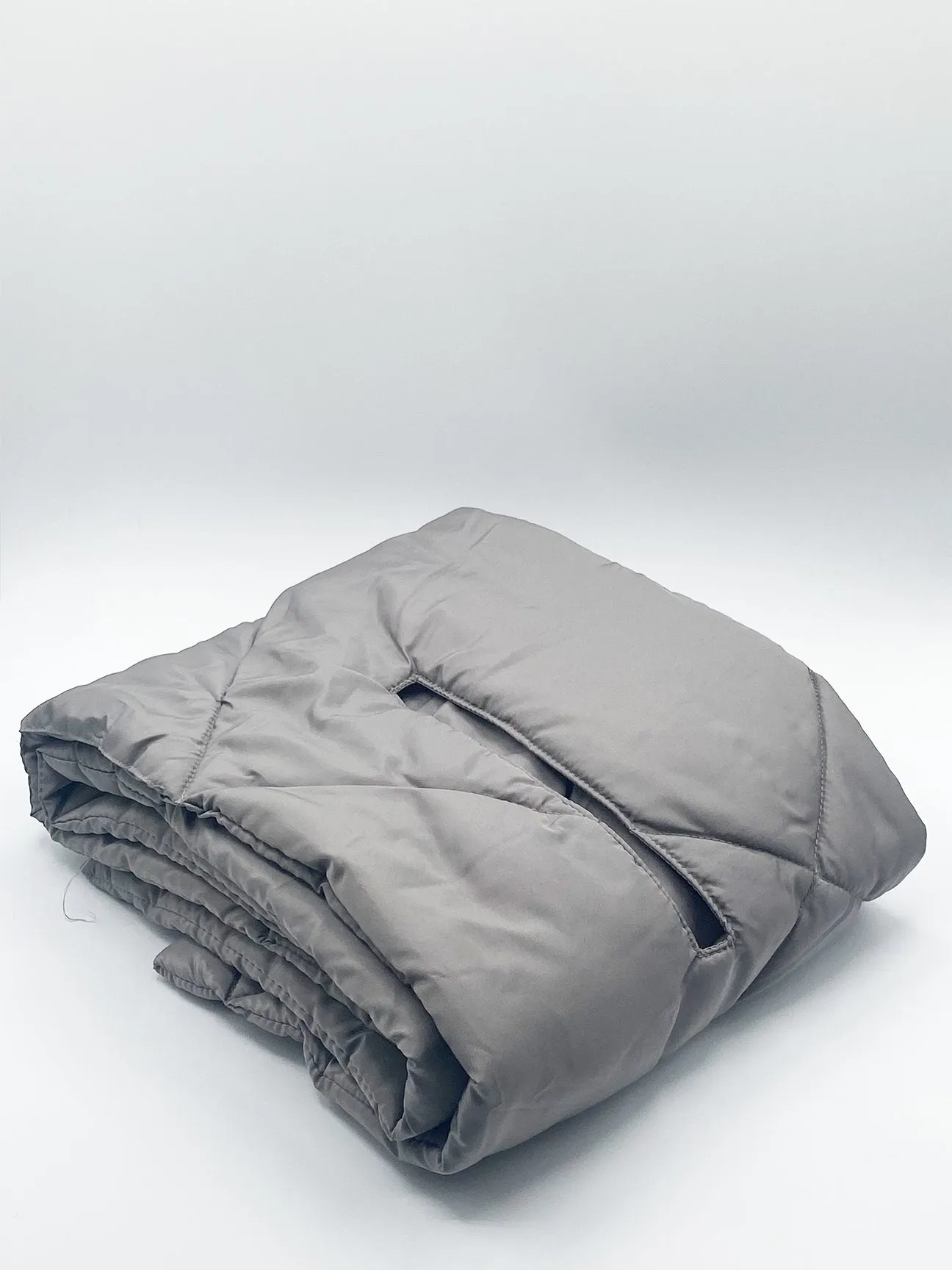 Puffer Scarf in Grey
