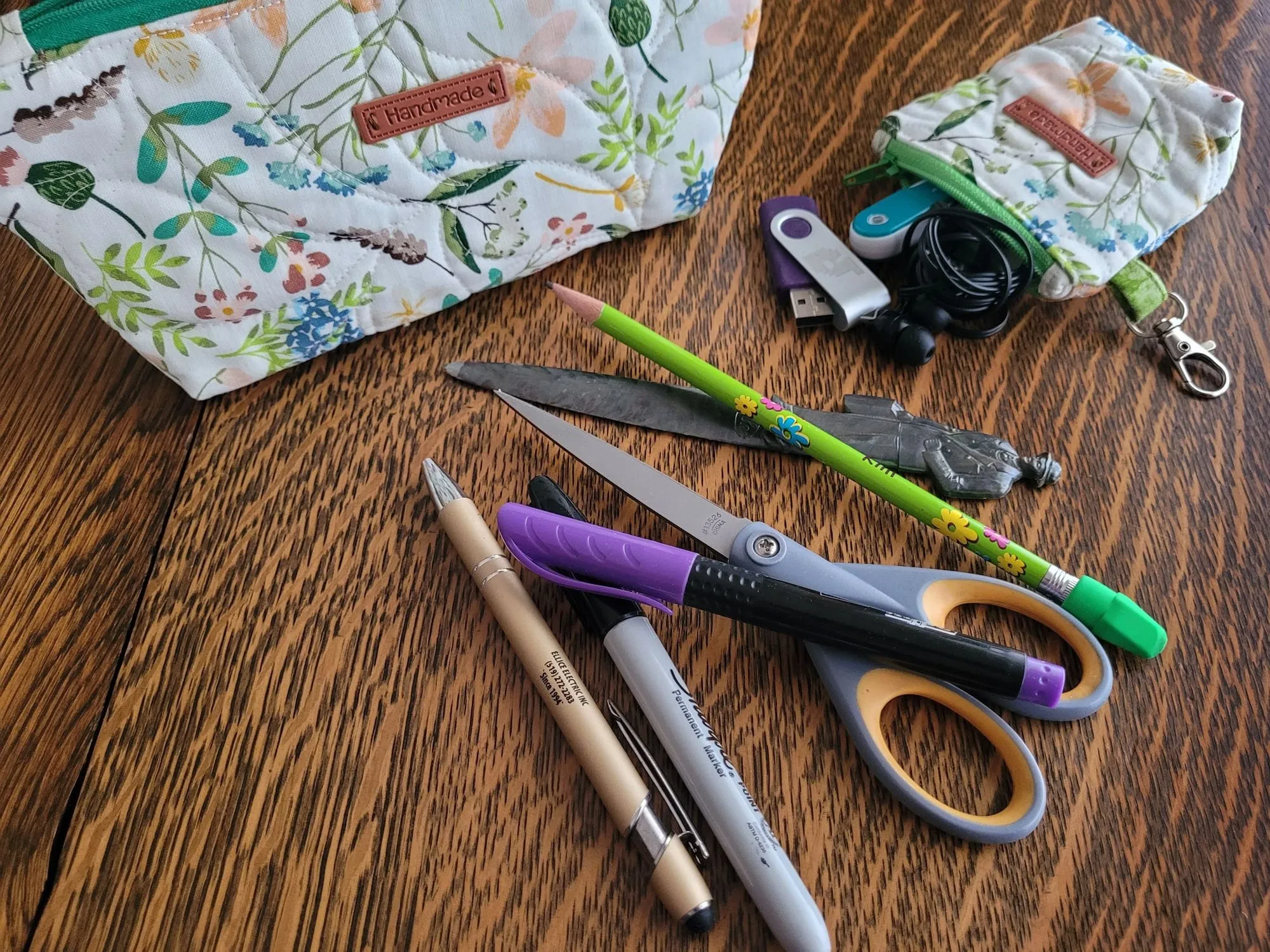 Quilted Zipper Pouch Set, Bee