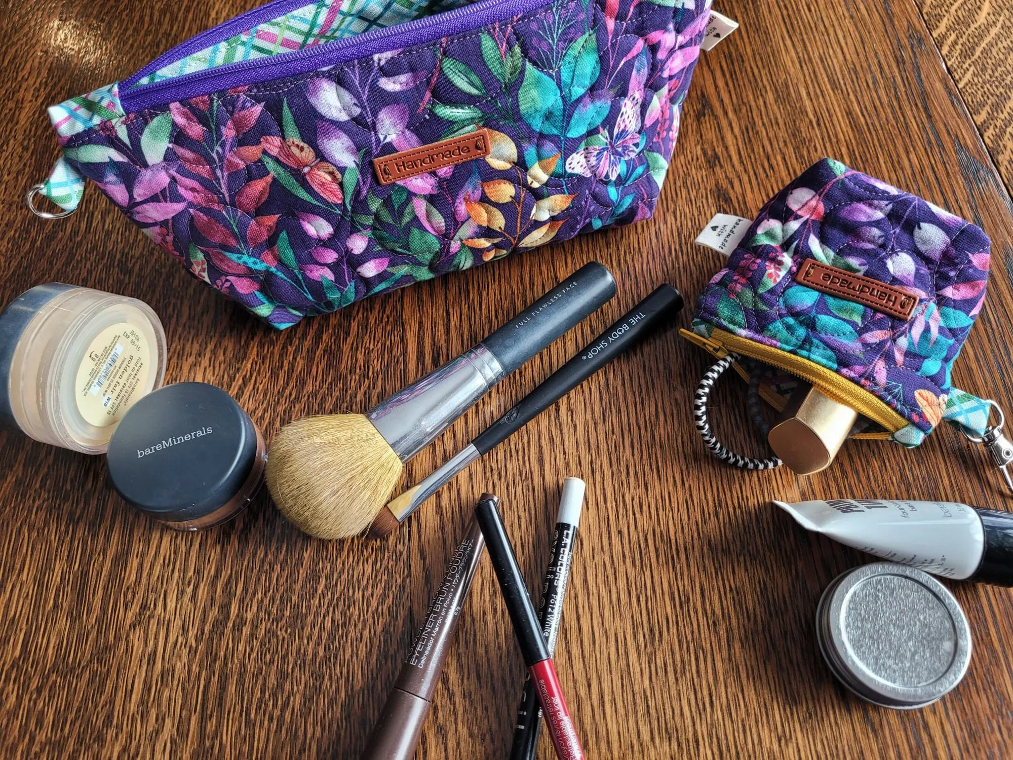 Quilted Zipper Pouch Set, Bee