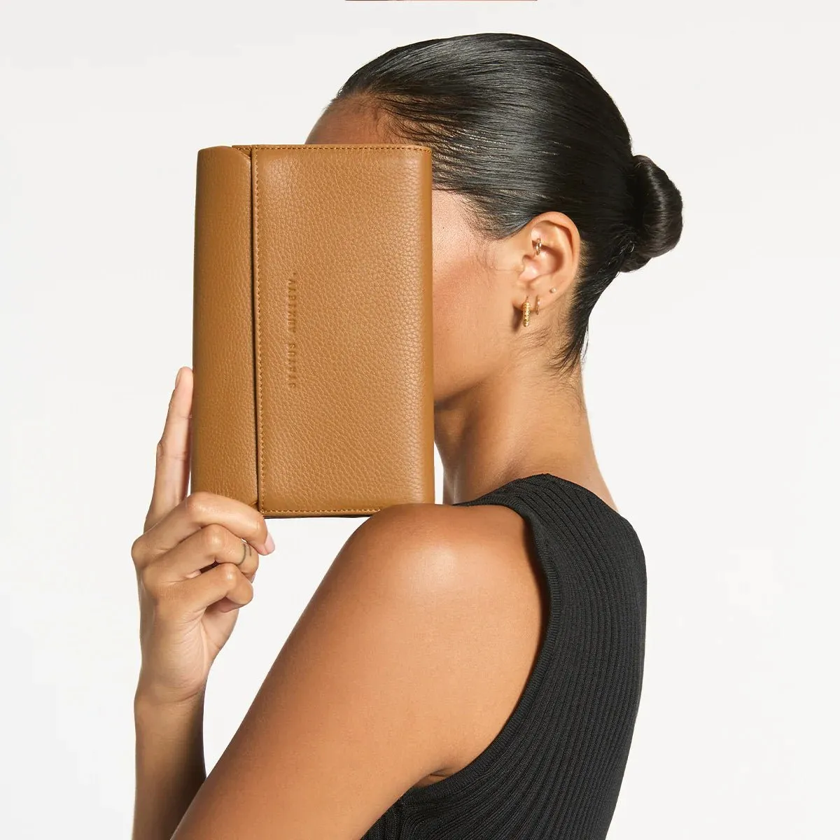 Remnant Wallet Camel