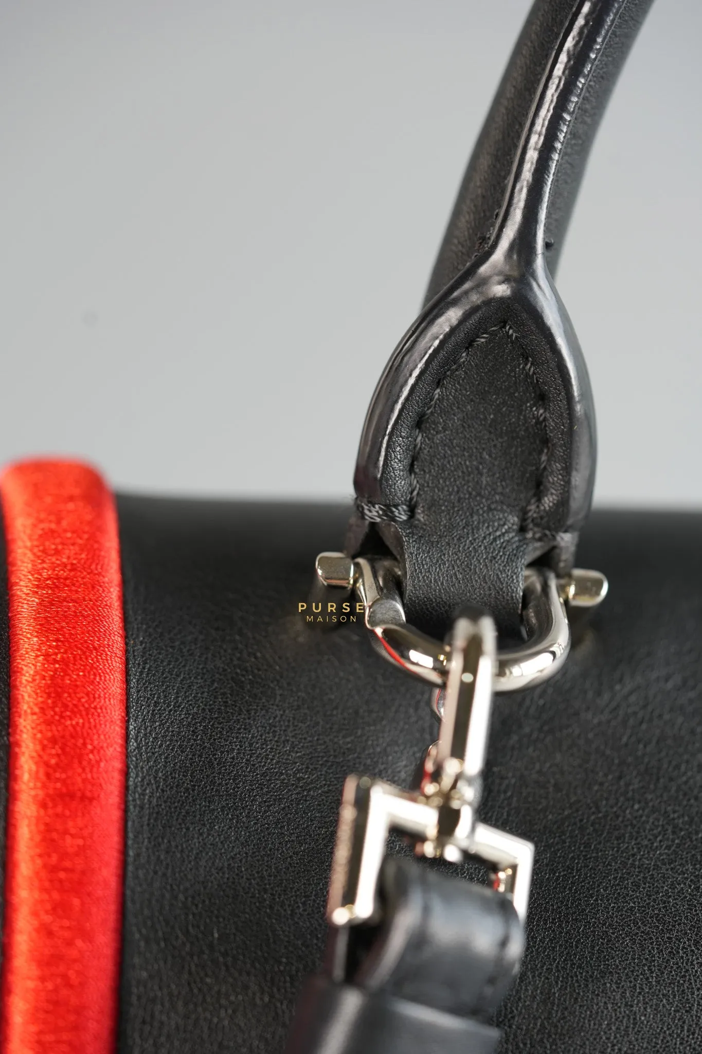 Shark Tooth Small Black/Red Calfskin Leather Shoulder Bag