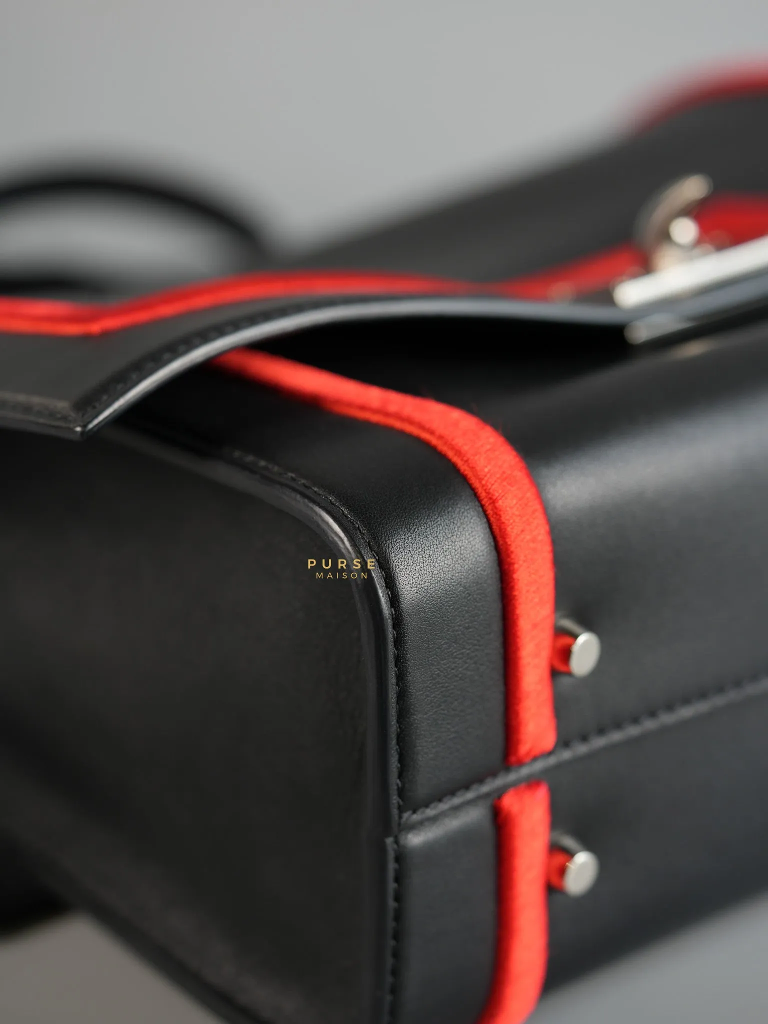 Shark Tooth Small Black/Red Calfskin Leather Shoulder Bag