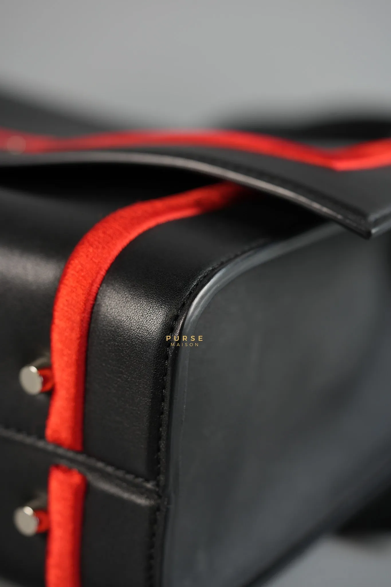 Shark Tooth Small Black/Red Calfskin Leather Shoulder Bag