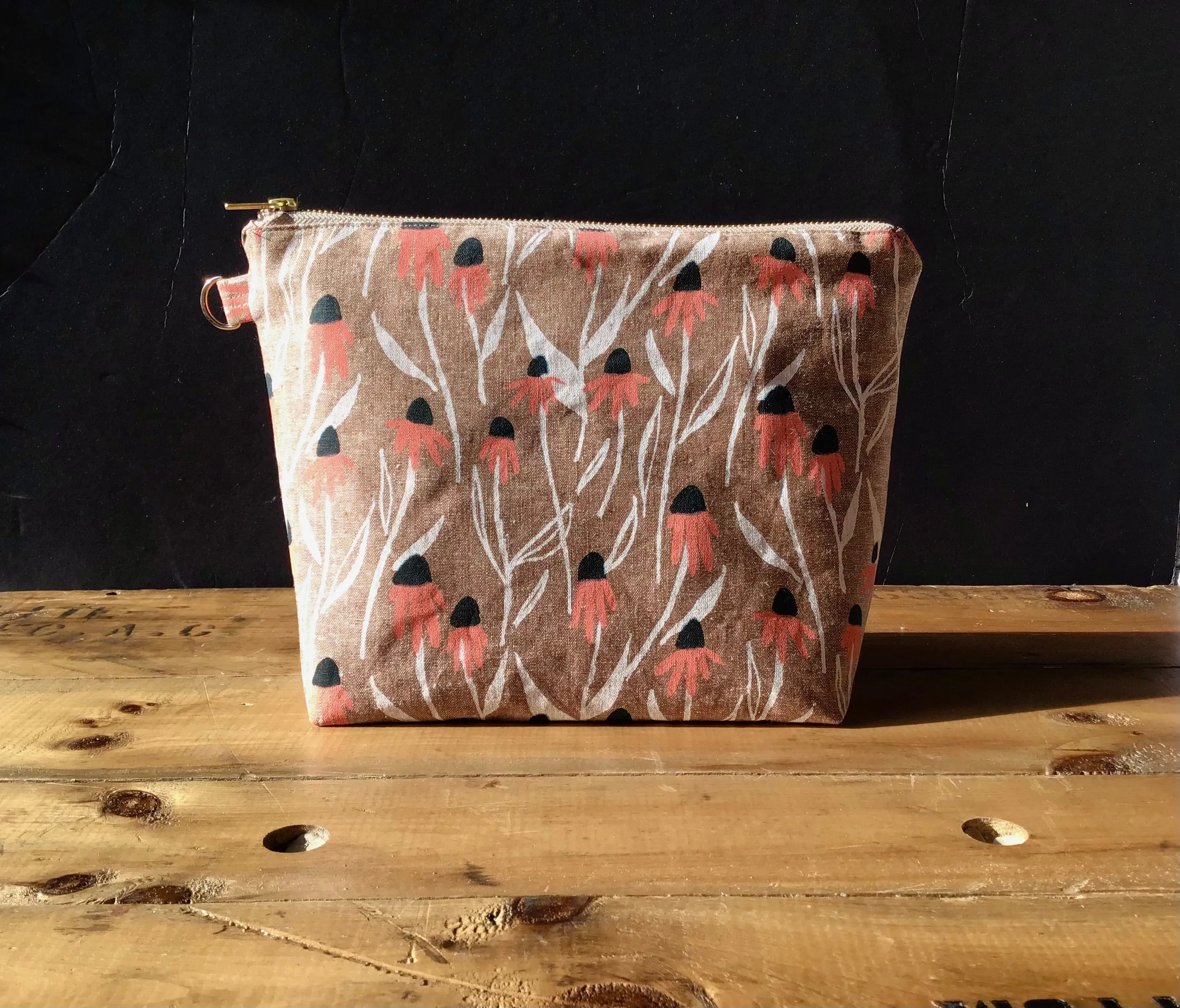 Small 9x6 inch Wet Dry Zipper Pouch, Linen Variations Available