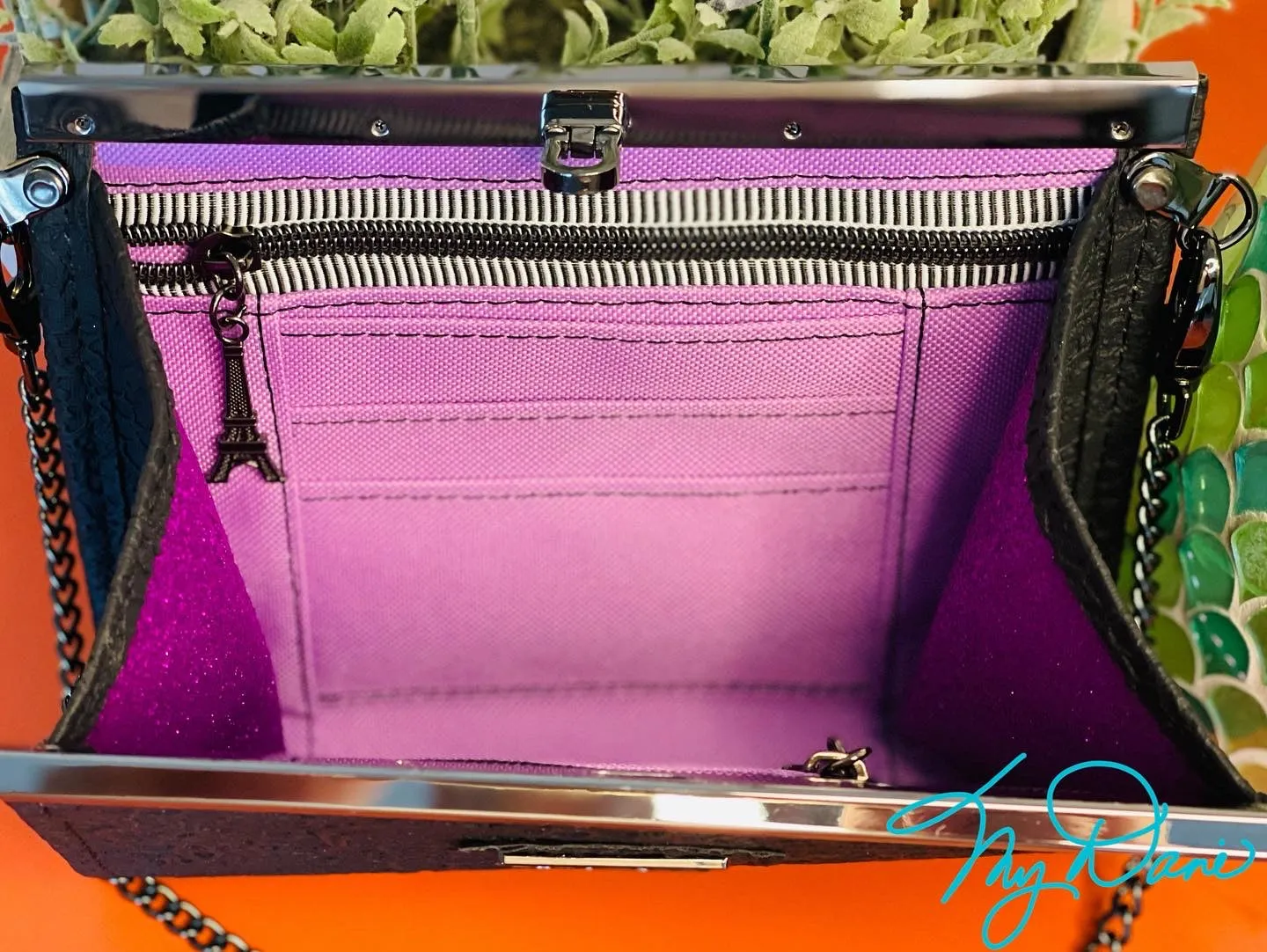 The Ashley Clutch in Lace Black