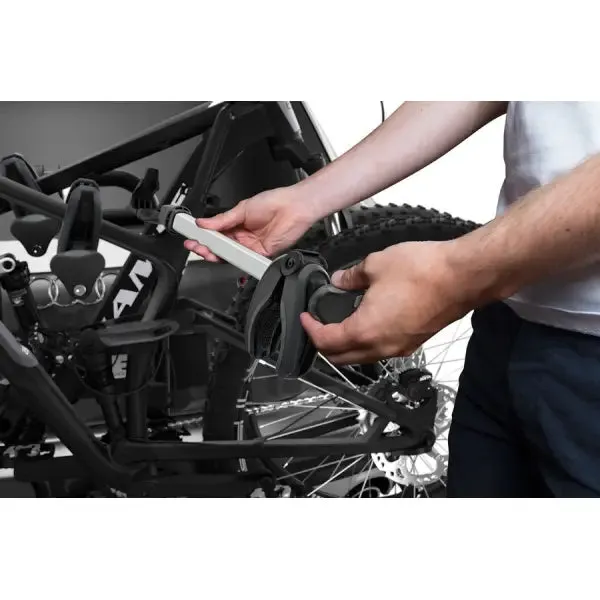 Thule - EasyFold XT 3 Bicycles Car Rack