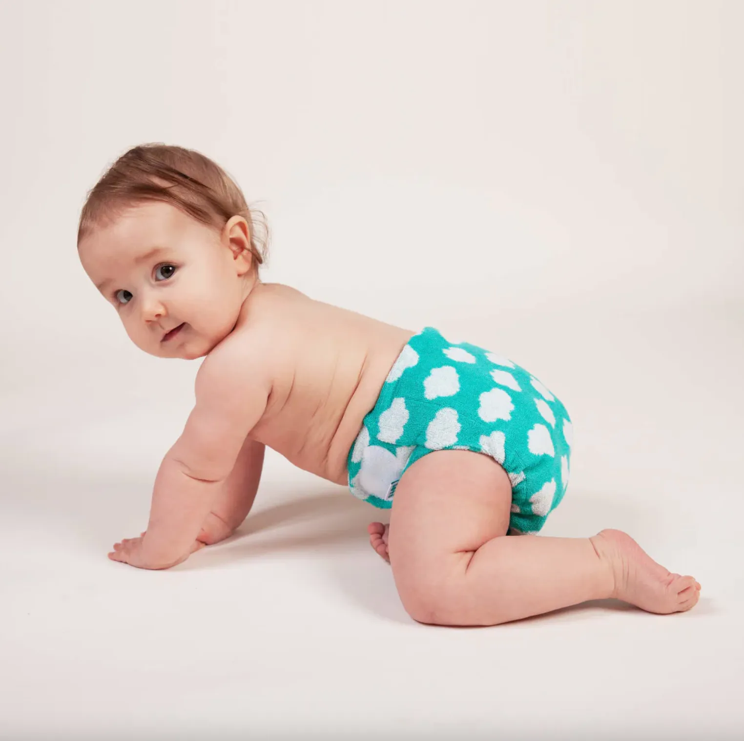 TotsBots Bamboozle Stretch Fitted - Size 3 (35 lbs)