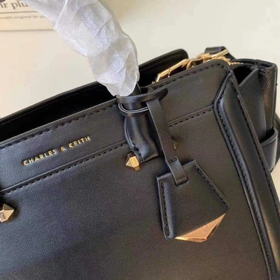 Trapeze Bag