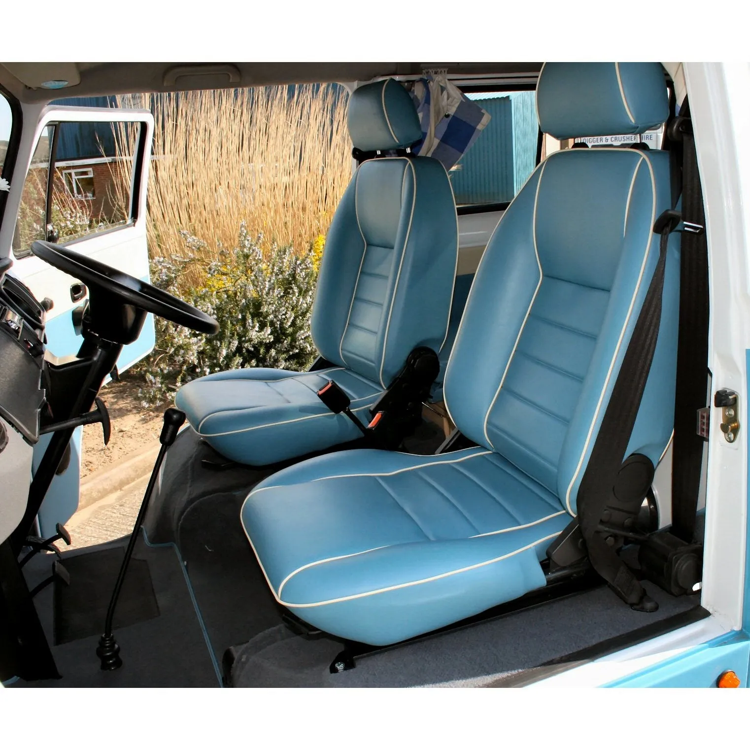 VW T2 SUFFOLK GT RECLINING SEAT LEFT HAND (CLOTH CENTRES)