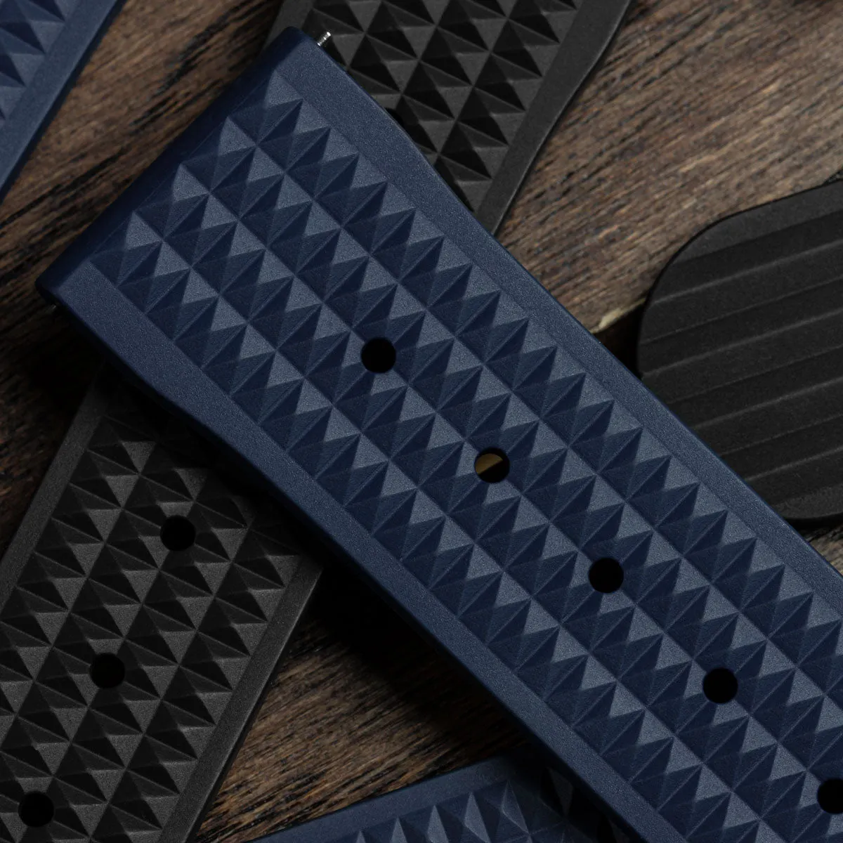 Waffle Pattern Rubber Dive Watch Strap - Black