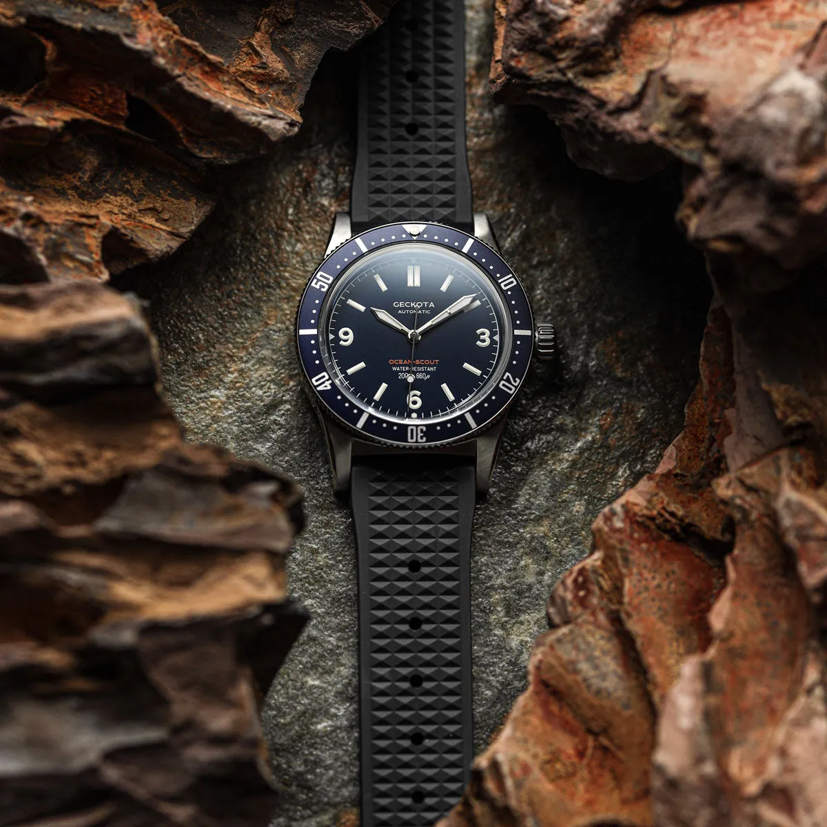 Waffle Pattern Rubber Dive Watch Strap - Black