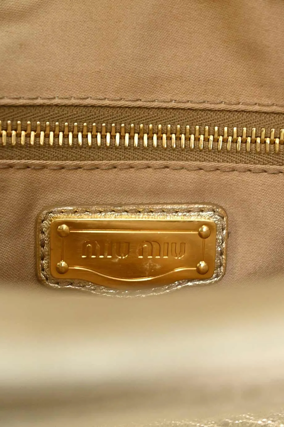 [WB5286] Miu Miu | Cross-Body Bag