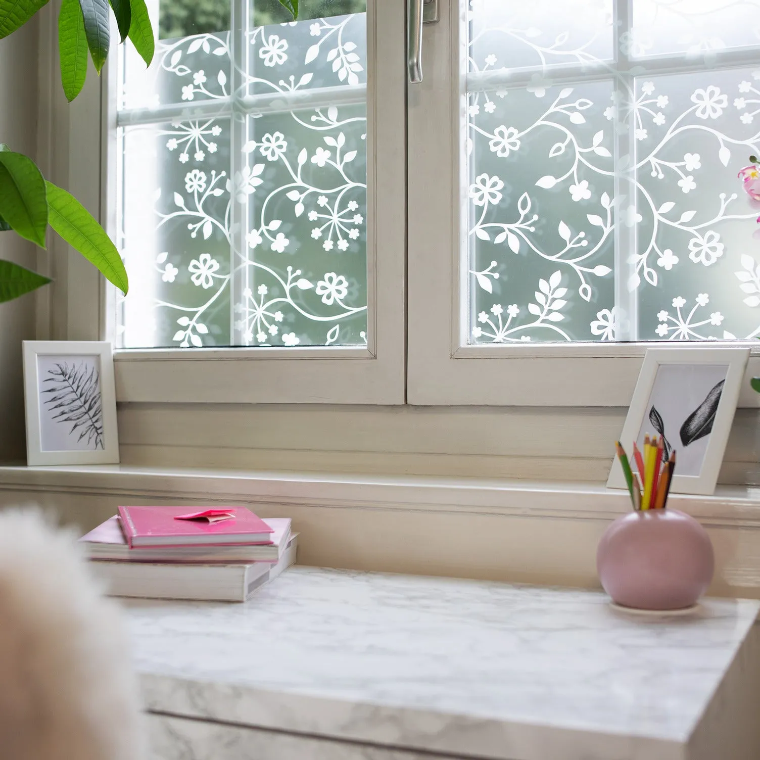 White Tord Transparent Window Vinyl (900mm/1.5m, Static)